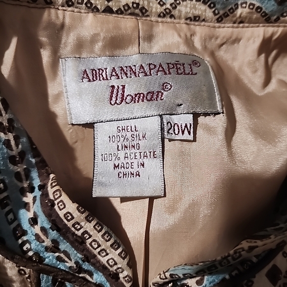 Adrianna Papell Woman 100% Silk Embellished Manderin Collar Jacket Size 20W. - Picture 9 of 10
